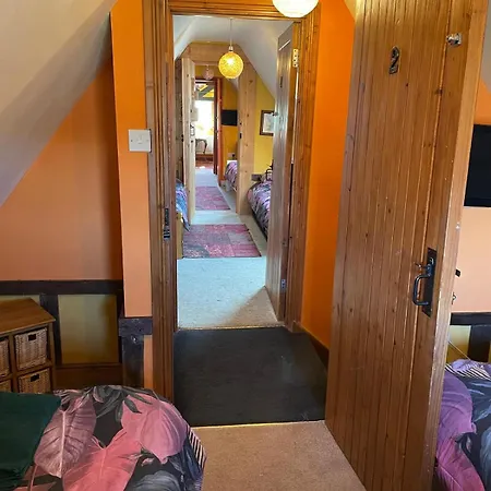 게스트하우스 Yarm Sleeping 12 3*