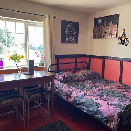 Yarm Sleeping 12 게스트하우스 Kirklevington