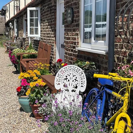 Yarm Sleeping 12 Kirklevington